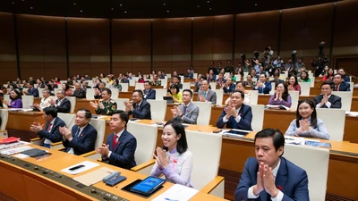 Chính phủ nhiệm kỳ khóa XVI có 14 Bộ, 3 cơ quan ngang Bộ