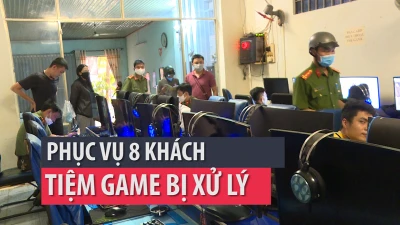 Game thủ trốn trong nhà vệ sinh tránh kiểm tra trong mùa dịch 