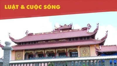 Tiền công đức: Quan điểm của Giáo hội và quy định pháp luật