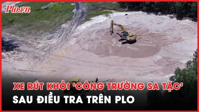 Xe cuốc, máy cày rút khỏi 'công trường sa tặc'