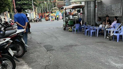 TP.HCM sẽ xử lý nghiêm các trường hợp lấn chiếm lề đường, vỉa hè