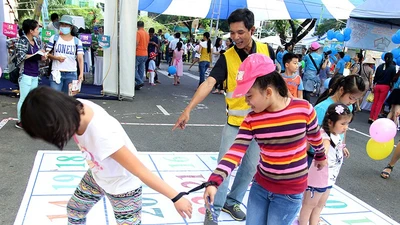 Khuyến khích sinh con sớm là cần thiết