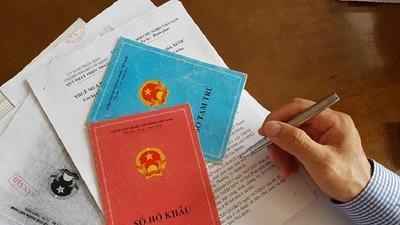 Công dân sẽ được cấp giấy xác nhận cư trú thay cho sổ hộ khẩu giấy. Ảnh: T. Mận