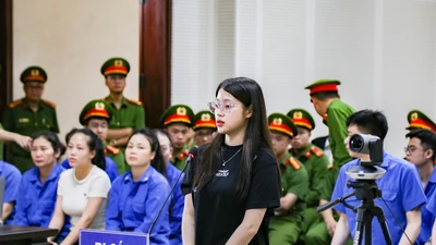 Lý do bạn gái của Bùi Đình Khánh phải hầu tòa
