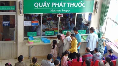 Thứ trưởng Bộ Y tế nêu các nguyên nhân dẫn đến thiếu thuốc, vật tư 