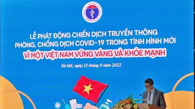 Dịch COVID-19 chưa thể kiểm soát được trước năm 2023 