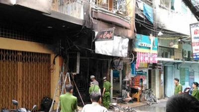 Clip: Toàn cảnh vụ cháy thương tâm đường Lê Văn Sỹ