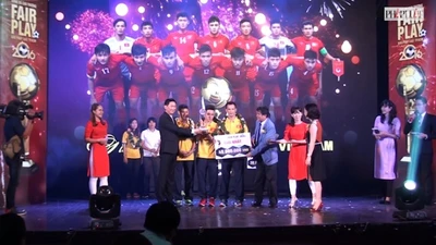 Clip:Giây phút đăng quang Fair Play của Futsal Việt Nam