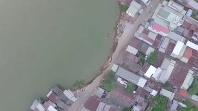 Toàn cảnh vụ sạt lở ở An Giang nhìn từ trên cao