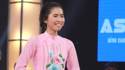 Kim Hoàng tiếp tục thắng lớn ở Thách Thức Danh Hài