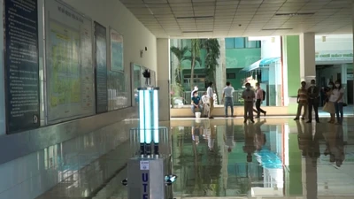 Thử nghiệm robot sát khuẩn tại bệnh viện Đà Nẵng