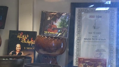 Khai trương nhà trưng bày kỷ vật của cố NSND Y Moan 