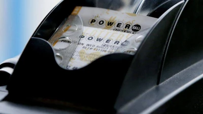 18 năm, 2 lần trúng giải độc đắc