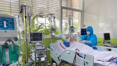 Bệnh nhân 91 có tín hiệu tỉnh, có thể tiếp xúc được