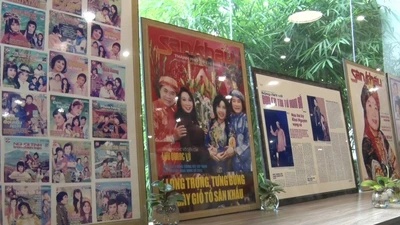 NSND Minh Vương tặng toàn bộ ảnh hoạt động sân khấu cải lương