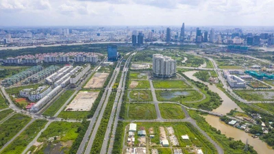 Đấu giá quyền sử dụng đất: Thực tiễn pháp lý và giải pháp