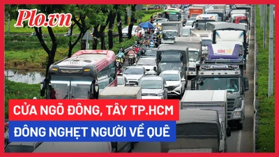 Video: Cửa ngõ Đông, Tây TP.HCM đông nghẹt người về quê nghỉ lễ 30-4, 1-5