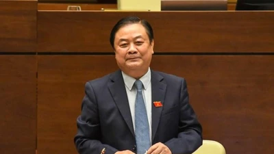 Quốc hội chất vấn Bộ trưởng Bộ Nông nghiệp và Phát triển nông thôn