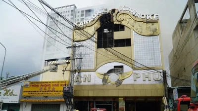 Cháy quán karaoke ở Bình Dương: Vẫn đang tìm kiếm nạn nhân