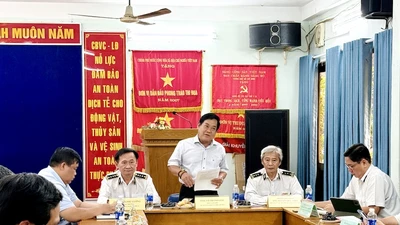 TP.HCM lập đoàn kiểm tra liên ngành, quyết liệt chặn thực phẩm bẩn 