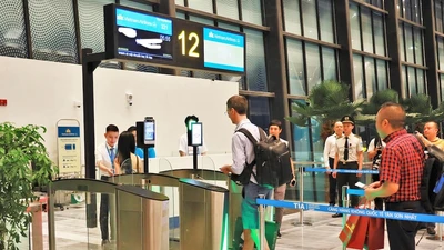 Nợ thuế 1 triệu đồng bị tạm hoãn xuất cảnh: Liệu có quá khắt khe?