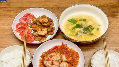 F0 điều trị tại nhà, ăn uống ra sao để có sức đề kháng chống lại COVID-19?