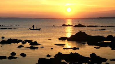 Xin đổ thêm xuống biển Bình Thuận 2,4 triệu m3 bùn cát