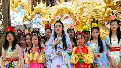 Giải mã Sức hút của Lễ hội Đản sinh Phật Bà Quan Âm tại Sông Mao