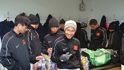 U19 Việt Nam háo hức tập luyện chờ gặp U19 Arsenal