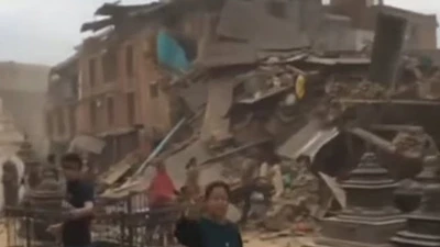 Clip: Cận cảnh ác mộng động đất Nepal