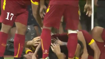 Công Phượng tỏa sáng, U23 Việt Nam đè bẹp U23 Malaysia