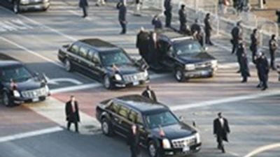 Đoàn xe hộ tống Tổng thống Mỹ Obama