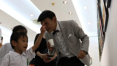 Buổi triển lãm 'lạ' gây quỹ bảo vệ động vật hoang dã