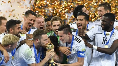 Đức vô địch Confederations Cup bằng đội hình 2