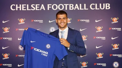 Bán Morata cho Chelsea, Real Madrid ‘chơi khăm’ MU