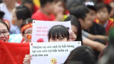 Choáng với độ cuồng Bùi Tiến Dũng, Xuân Trường của NHM