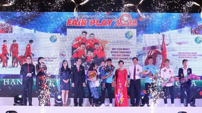 Bốn tuyển thủ Việt Nam đăng quang giải Fair Play 2018