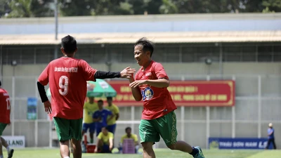 Khai mạc giải bóng đá Fair Play Cup: Xác định 4 đội vào bán kết