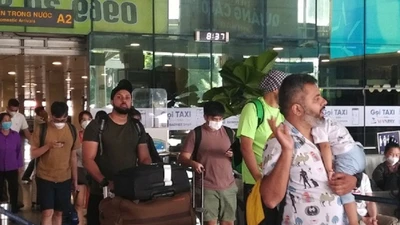 Các sân bay đón 14,4 triệu lượt khách quốc tế