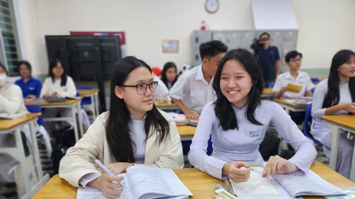 Phương án thi tốt nghiệp từ năm 2025: Giảm áp lực cho học sinh