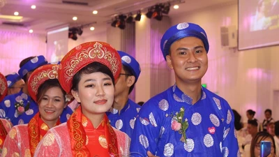 100 đôi uyên ương hạnh phúc trong lễ cưới tập thể 2018 