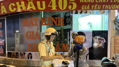 Đề xuất không xử phạt người không mang giấy tờ khi lái xe, người dân nói gì?