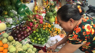 Cá chép đắt như tôm tươi trước ngày ông Táo chầu trời