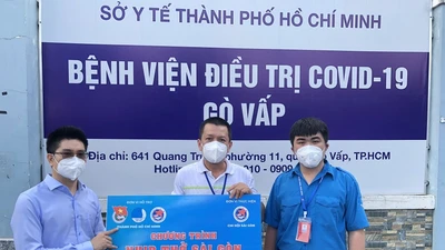 Hội doanh nhân trẻ TP.HCM tặng thêm máy thở cho các bệnh viện dã chiến