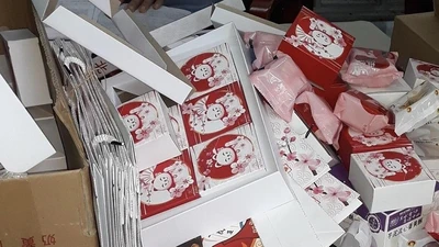 Phát hiện xe luồng xanh chở bánh trung thu không nguồn gốc