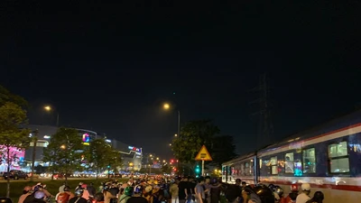 Một người đàn ông bị tàu hỏa tông tử vong