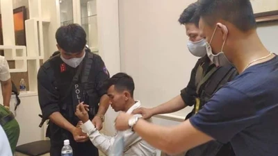 Bắt thêm 10 người khi mở rộng đường dây ma túy đi Hàn Quốc