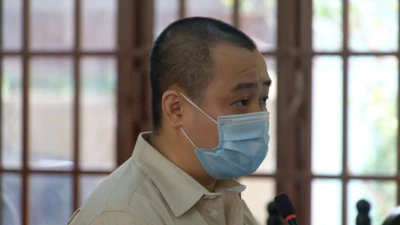 Video: Diễn viên hài Hữu Tín bị phạt 7 năm 6 tháng tù