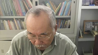 Kiện chủ tịch tỉnh ra tòa vì từ chối cung cấp thông tin 