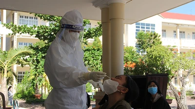 1 thí sinh thi ở Phú Yên được xác định mắc COVID-19